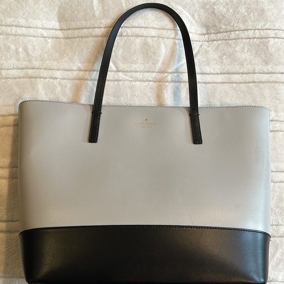 kate spade Handbags - Kate Spade Colorblock Tote - light gray and black - excellent condition